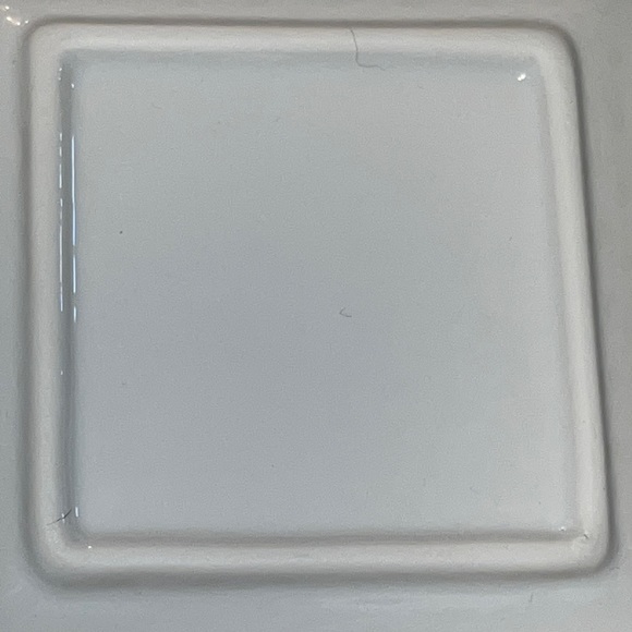 artful metallic gold heart with “Love” inside…porcelain tray in gift box-NIB - Picture 6 of 12